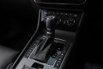 Skoda Superb iV Combi 2019 года (UK)
